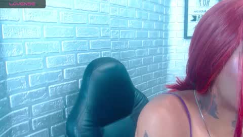 Snapshot of michael_twuis chatting on 09.28.25 I AM MICHAEL online show from 09.28.25