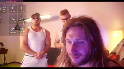 michaelbradley_for_u online show from 10.05.25