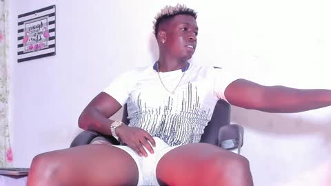 Snapshot of michaell_james chatting on 12.28.24 Michaell online show from 12.28.24