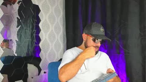 Michaell online show from 02.25.25