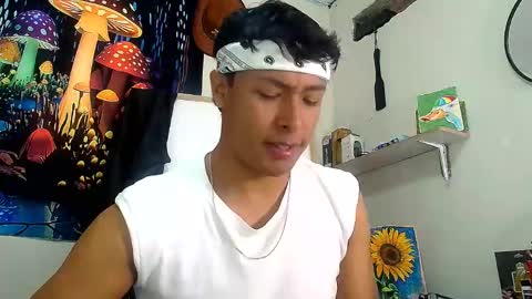 Snapshot of michaelstones chatting on 05.14.26 michaelstones online show from 05.14.26