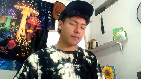 Snapshot of michaelstones chatting on 05.15.26 michaelstones online show from 05.15.26