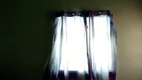 My name is Kel 18. 53 short and petite... online show from 01.05.25