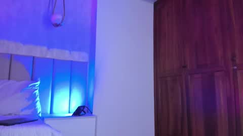 Snapshot of michaelwalkerr chatting on 01.28.25 Michael Walkerr online show from 01.28.25