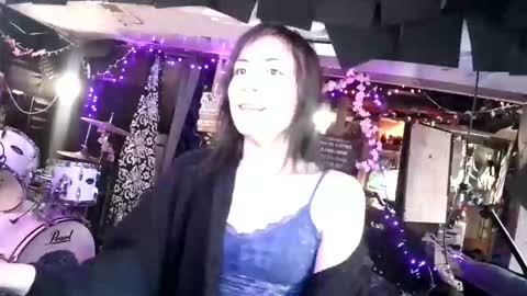 Snapshot of michelle_flowers chatting on 11.29.25 michelle_flowers online show from 11.29.25