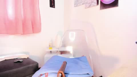 Michelle online show from 03.12.25