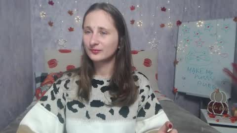 Snapshot of michellee11 chatting on 11.12.25 Michel online show from 11.12.25