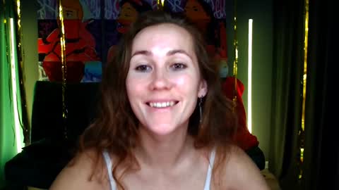 Snapshot of michelleortis chatting on 12.22.24 MichelleOrtis online show from 12.22.24