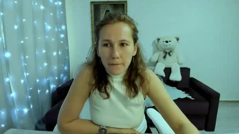 Snapshot of michellewoitsik chatting on 05.02.26 Michelle online show from 05.02.26