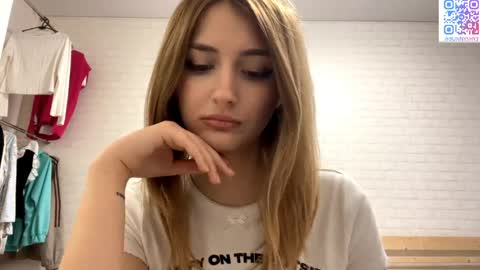 Jenny online show from 05.11.26