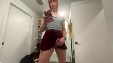 mickisofine online show from 07.20.26