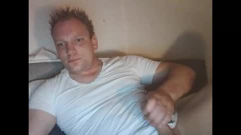 mickkxl online show from 11.24.25