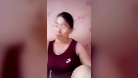 Snapshot of mickye00 chatting on 06.16.26 Miky online show from 06.16.26