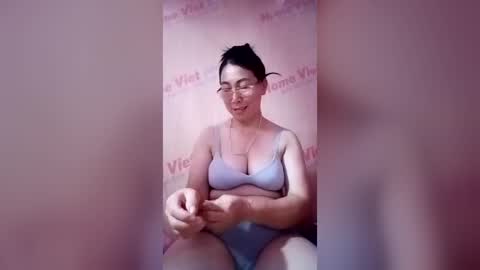 Snapshot of mickye00 chatting on 06.20.26 Miky online show from 06.20.26