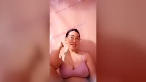 Snapshot of mickye00 chatting on 06.27.26 Miky online show from 06.27.26