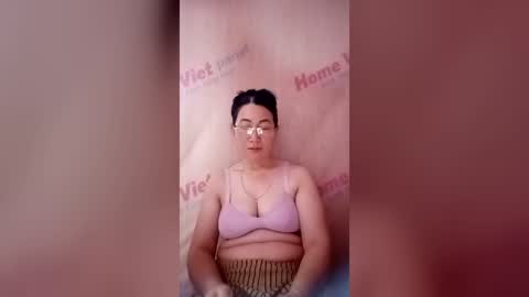 Snapshot of mickye00 chatting on 06.29.26 Miky online show from 06.29.26