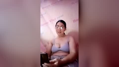 Snapshot of mickye00 chatting on 07.15.26 Miky online show from 07.15.26