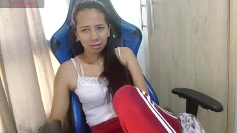 Snapshot of miculohot chatting on 05.05.26 vanesa sexy online show from 05.05.26