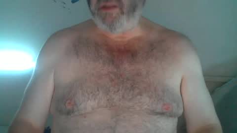 Snapshot of midhir chatting on 08.01.26 kike online show from 08.01.26