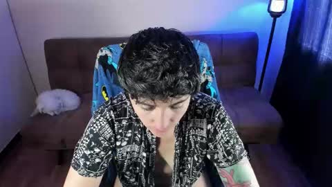 Blue online show from 11.04.25