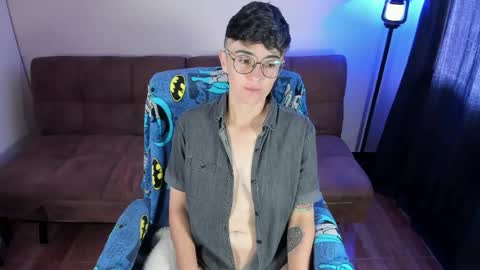 Blue online show from 05.19.26