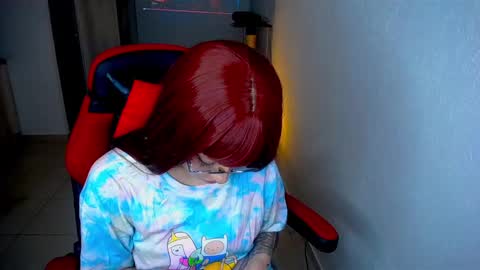 Pola  INDEPENDENT MODEL online show from 01.30.25