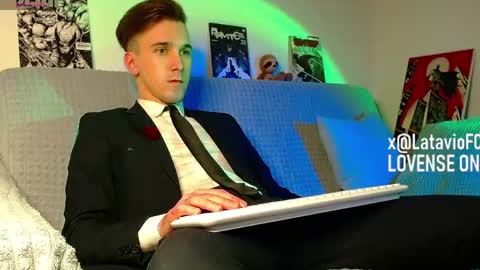 Snapshot of midnighter__ chatting on 05.04.26 Alexey or just Alex online show from 05.04.26