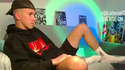 Snapshot of midnighter__ chatting on 08.04.26 Alexey or just Alex online show from 08.04.26