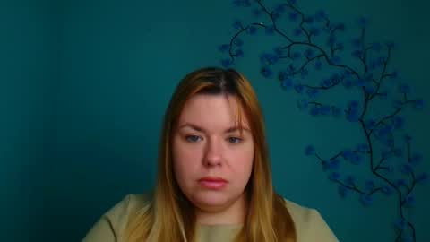 Snapshot of midnightmariana chatting on 02.13.26 Mariana online show from 02.13.26