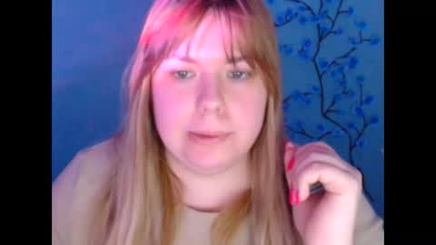 Snapshot of midnightmariana chatting on 02.15.26 Mariana online show from 02.15.26