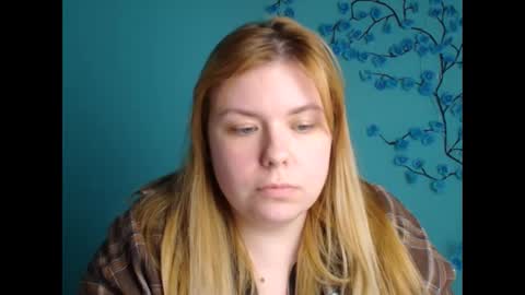 Snapshot of midnightmariana chatting on 05.11.26 Mariana online show from 05.11.26