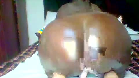 Snapshot of midnighttease_25 chatting on 06.20.26 midnight online show from 06.20.26