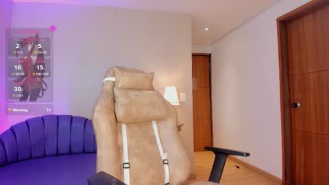 Snapshot of midnigth_blue chatting on 11.17.25 Call Me Blue ONLINE GTM -5 7001400 online show from 11.17.25