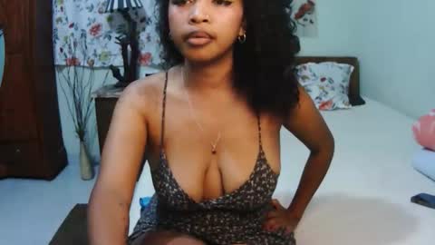 Snapshot of miel_07 chatting on 05.17.26 miel_07 online show from 05.17.26