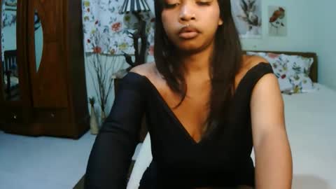 Snapshot of miel_07 chatting on 05.20.26 miel_07 online show from 05.20.26