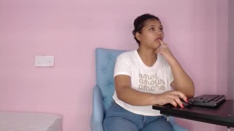 miel online show from 12.15.25