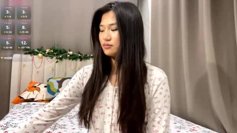 Mia online show from 02.10.26