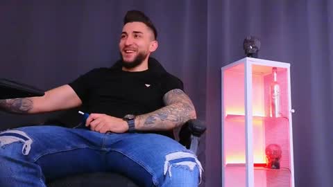 Snapshot of mightyaaron chatting on 02.15.25 MightyAaron online show from 02.15.25