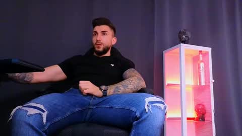 Snapshot of mightyaaron chatting on 03.02.25 MightyAaron online show from 03.02.25