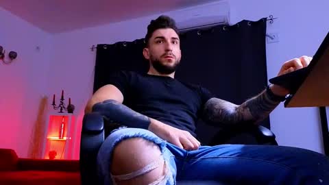 Snapshot of mightyaaron chatting on 01.07.26 MightyAaron online show from 01.07.26