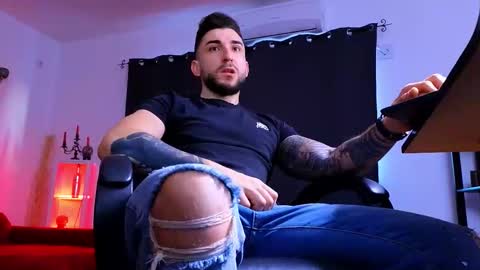 Snapshot of mightyaaron chatting on 01.14.26 MightyAaron online show from 01.14.26