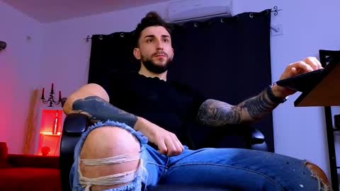 MightyAaron online show from 02.13.26