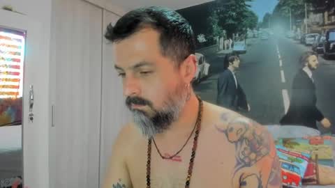 Snapshot of miguel_angeel_ chatting on 05.12.26 Miguel Angel online show from 05.12.26