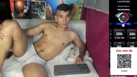 Snapshot of miguelwin3 chatting on 06.11.26 miguel online show from 06.11.26