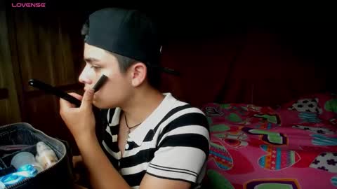 MihaAdamss online show from 09.18.25