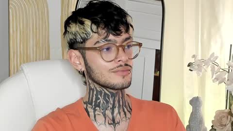 Snapshot of mihailleroy chatting on 01.09.25 MIHAIL LEROY finally independent model online show from 01.09.25