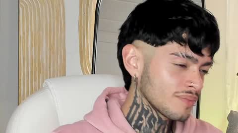 Snapshot of mihailleroy chatting on 01.16.25 MIHAIL LEROY finally independent model online show from 01.16.25