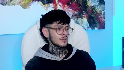 Snapshot of mihailleroy chatting on 02.12.25 MIHAIL LEROY finally independent model online show from 02.12.25