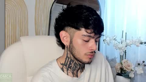 Snapshot of mihailleroy chatting on 02.14.25 MIHAIL LEROY finally independent model online show from 02.14.25