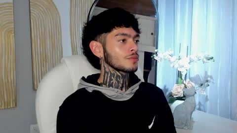 Snapshot of mihailleroy chatting on 02.21.25 MIHAIL LEROY finally independent model online show from 02.21.25